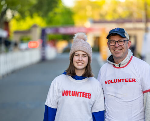 A father and daughter volunteer for the run